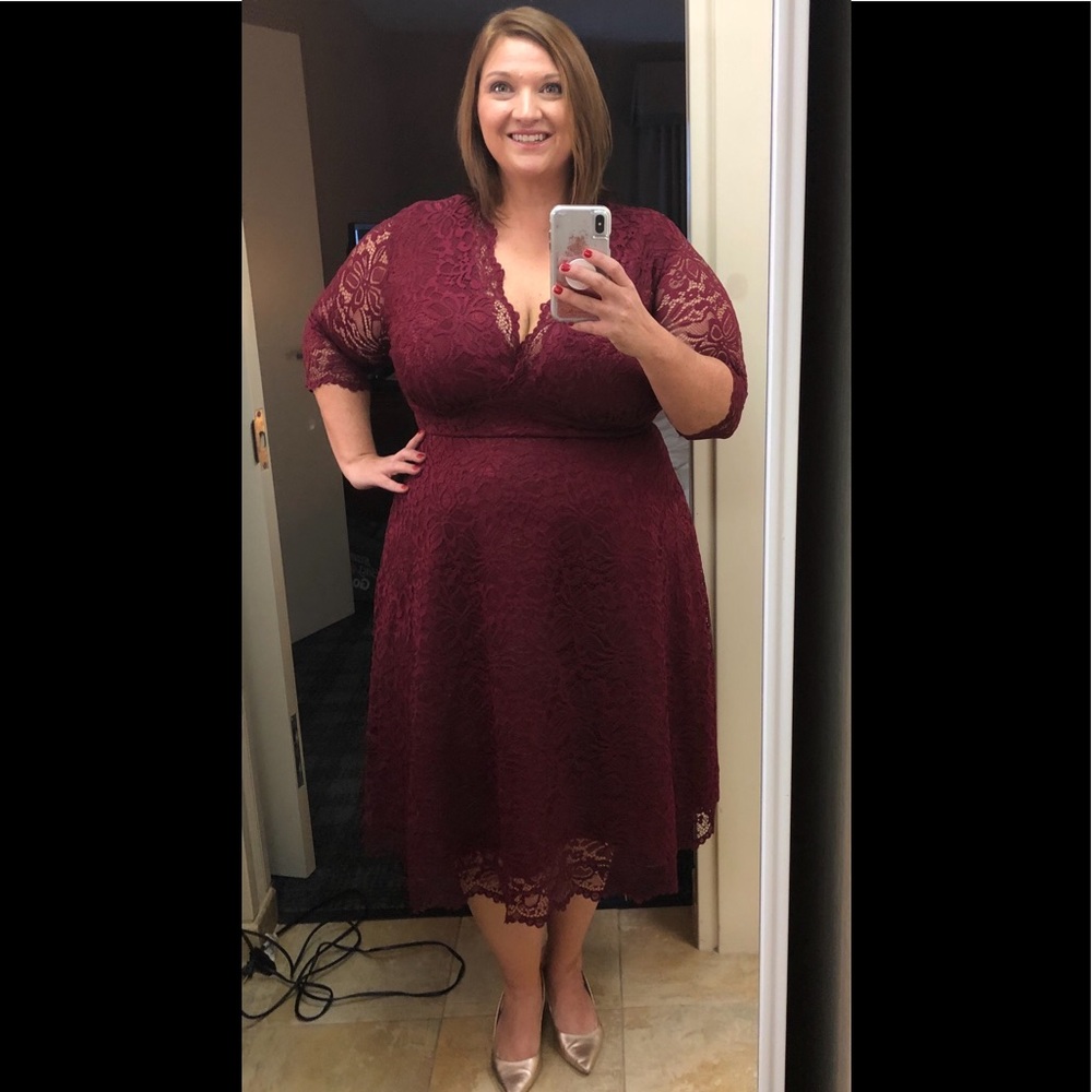 Lace Cocktail Dress - Burgundy